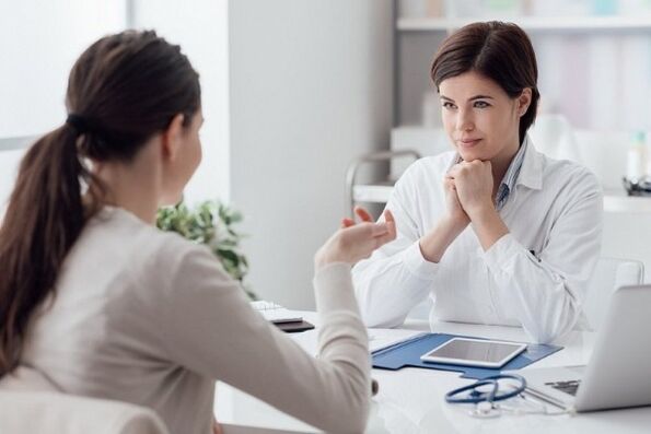 Contact a doctor with diabetes